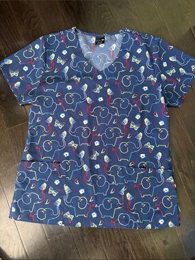 Zoe +Chloe Blue/ Red/ yellow and green. Elephant Print V-Neck Scrub Top
